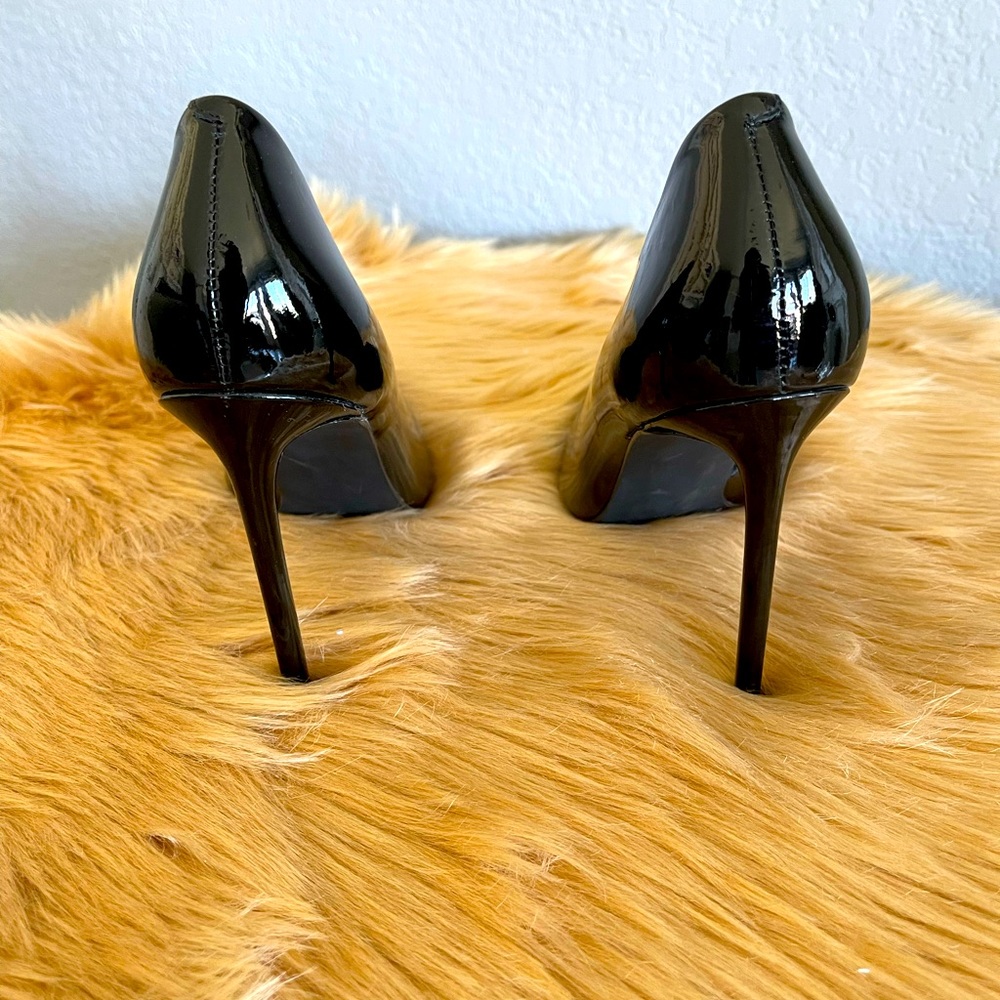 Steve Madden size 8 - Picture 2 of 4